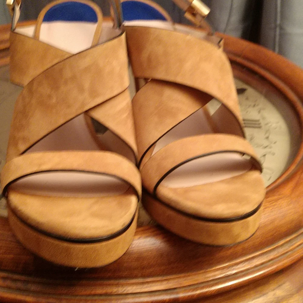 Stuart Weitzman Shoes - Picture 11 of 13